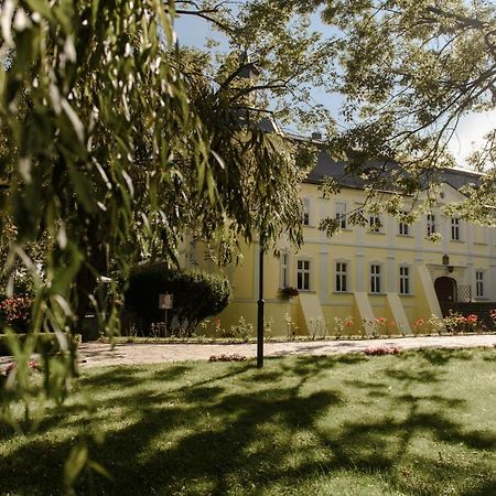 Hotel Zamek Chalupki エクステリア 写真