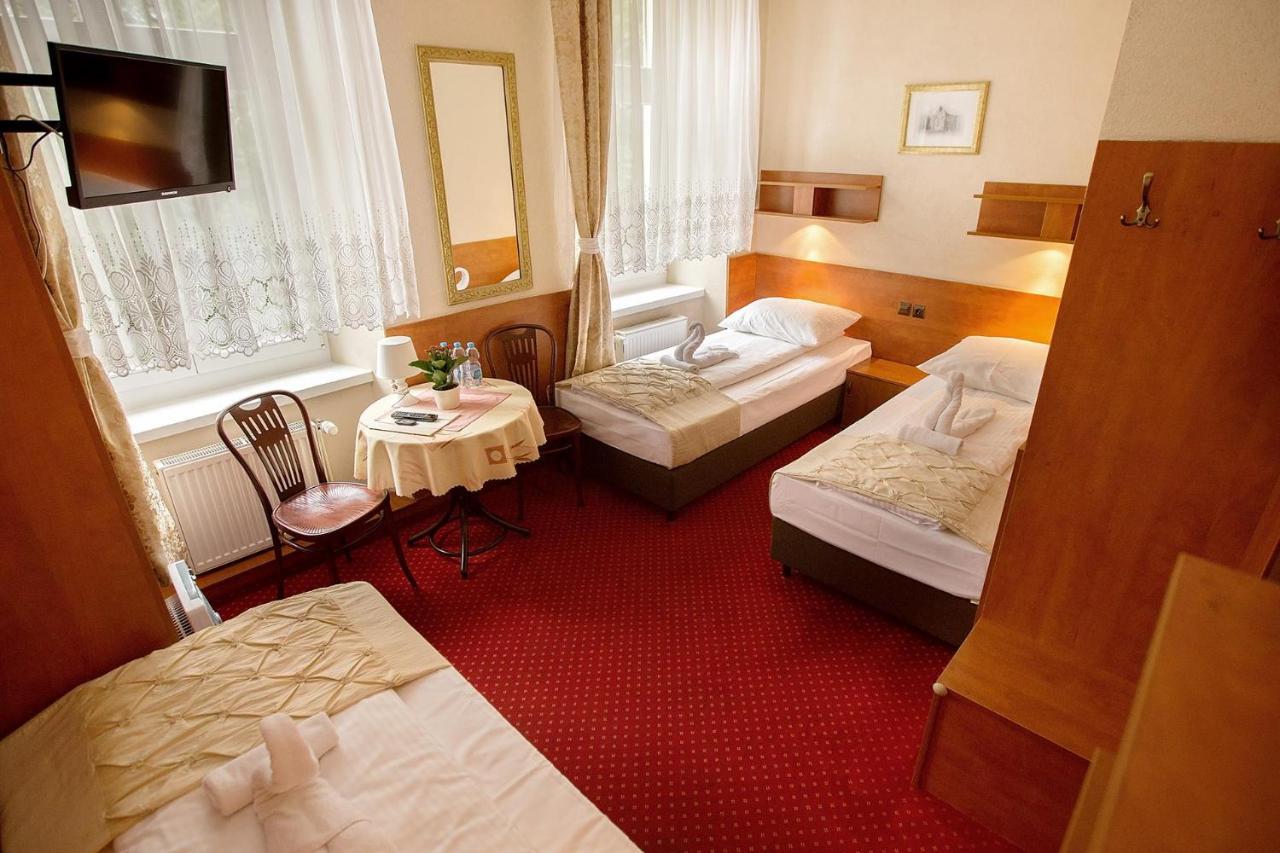 Hotel Zamek Chalupki エクステリア 写真