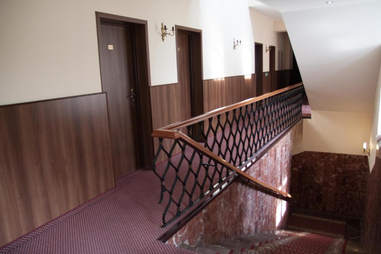 Hotel Zamek Chalupki エクステリア 写真