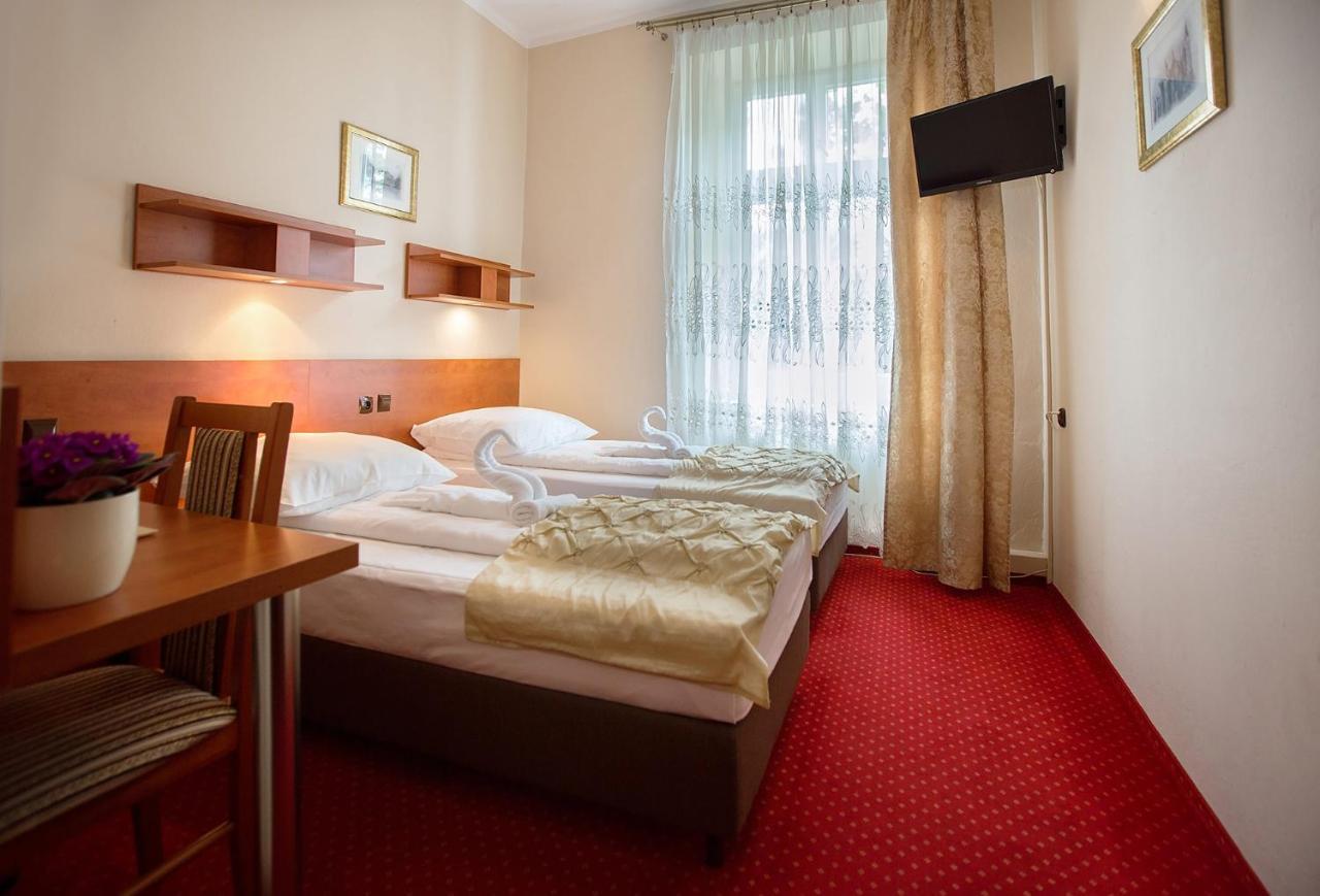 Hotel Zamek Chalupki エクステリア 写真