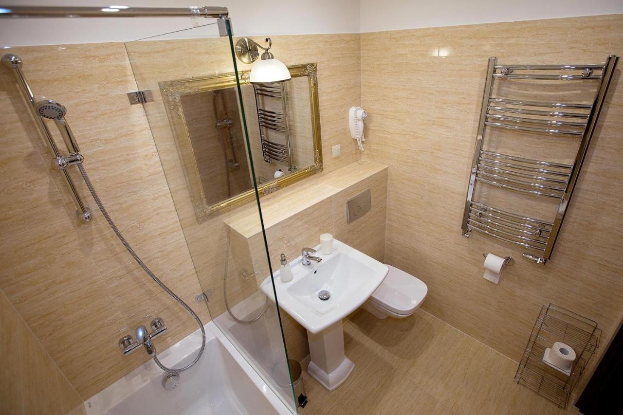 Hotel Zamek Chalupki エクステリア 写真